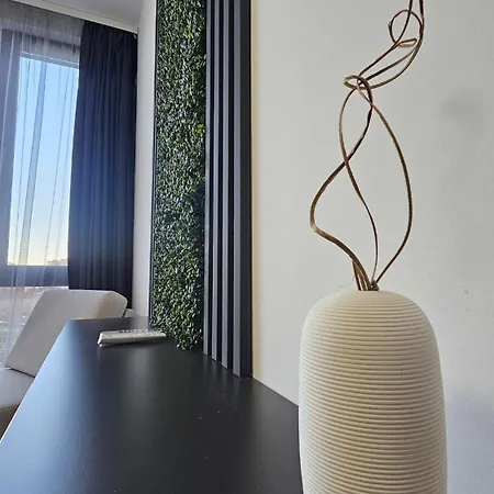 Stylish And Modern 1bdrm Free Private Parking * Szófia