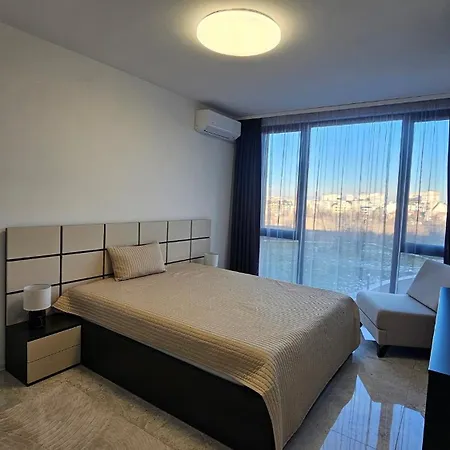 Stylish And Modern 1bdrm Free Private Parking 소피아