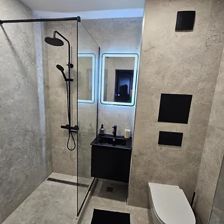 Apartman Stylish And Modern 1bdrm Free Private Parking *