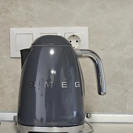 아파트 Stylish And Modern 1bdrm Free Private Parking *