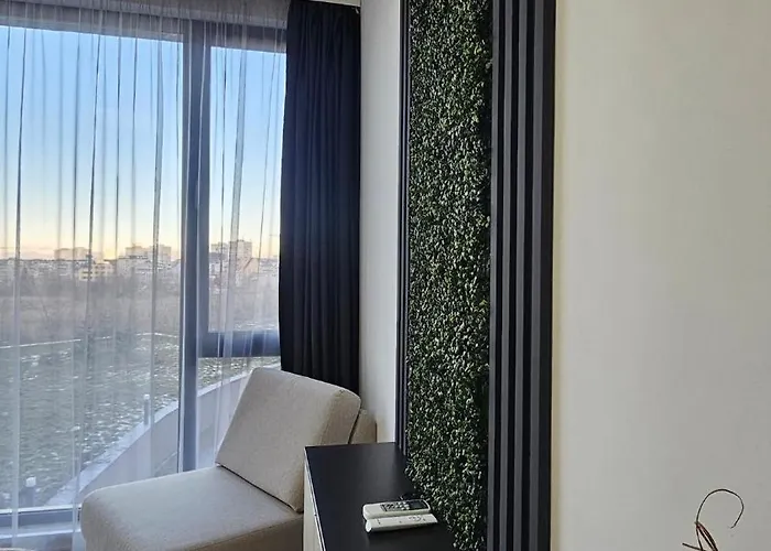 Stylish And Modern 1bdrm Free Private Parking アパート