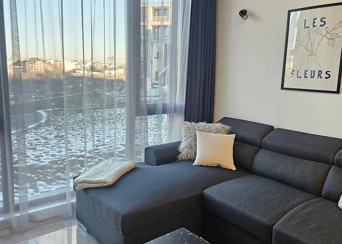 Stylish And Modern 1bdrm Free Private Parking アパート