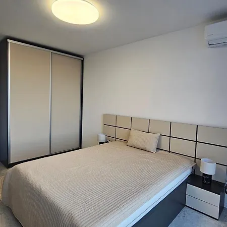 Stylish And Modern 1bdrm Free Private Parking *