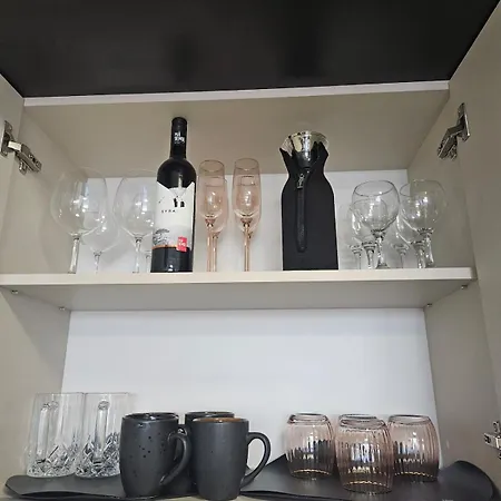 Stylish And Modern 1bdrm Free Private Parking